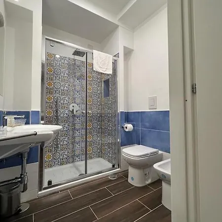 Onda לינה וארוחת בוקר 4*